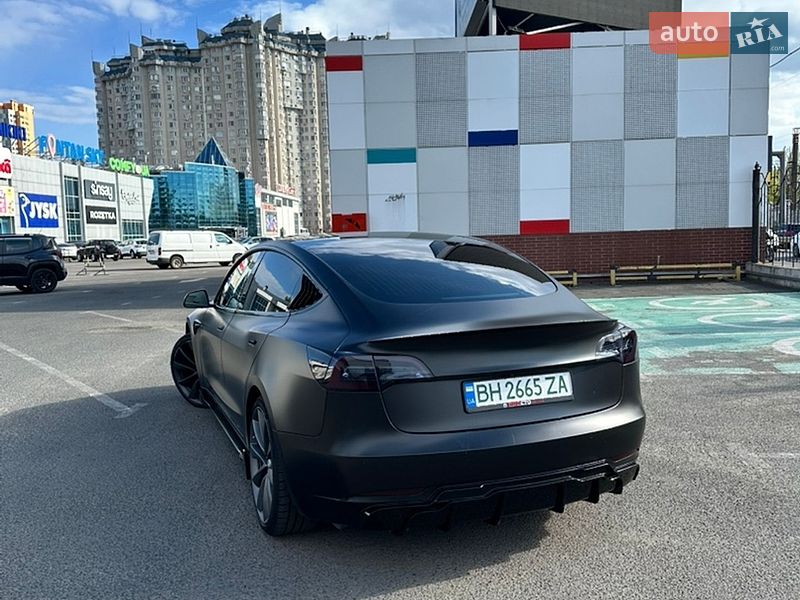 Седан Tesla Model 3 2019 в Одессе фото Седан Tesla Model 3 2019 в Одессе
