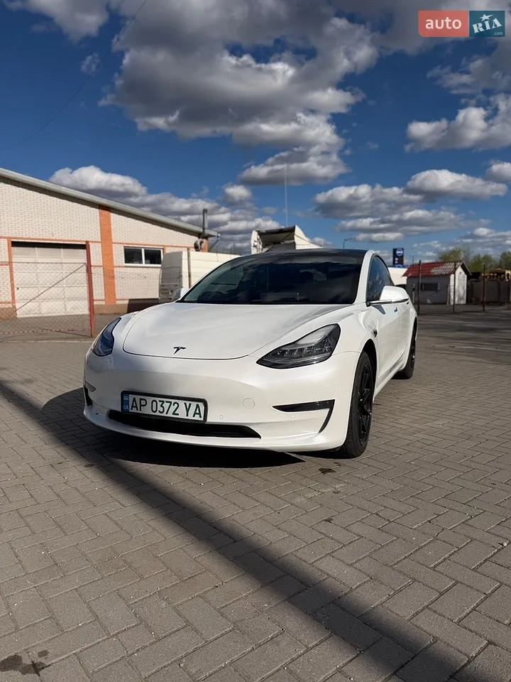 2020 Tesla Model 3 - мініатюра 11