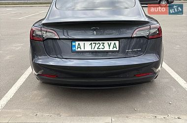 Седан Tesla Model 3 2021 в Киеве
