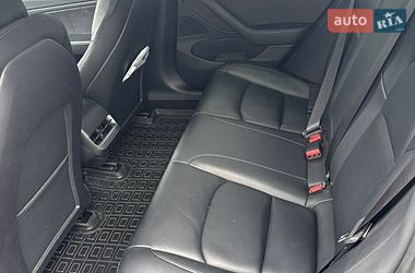 Седан Tesla Model 3 2021 в Киеве