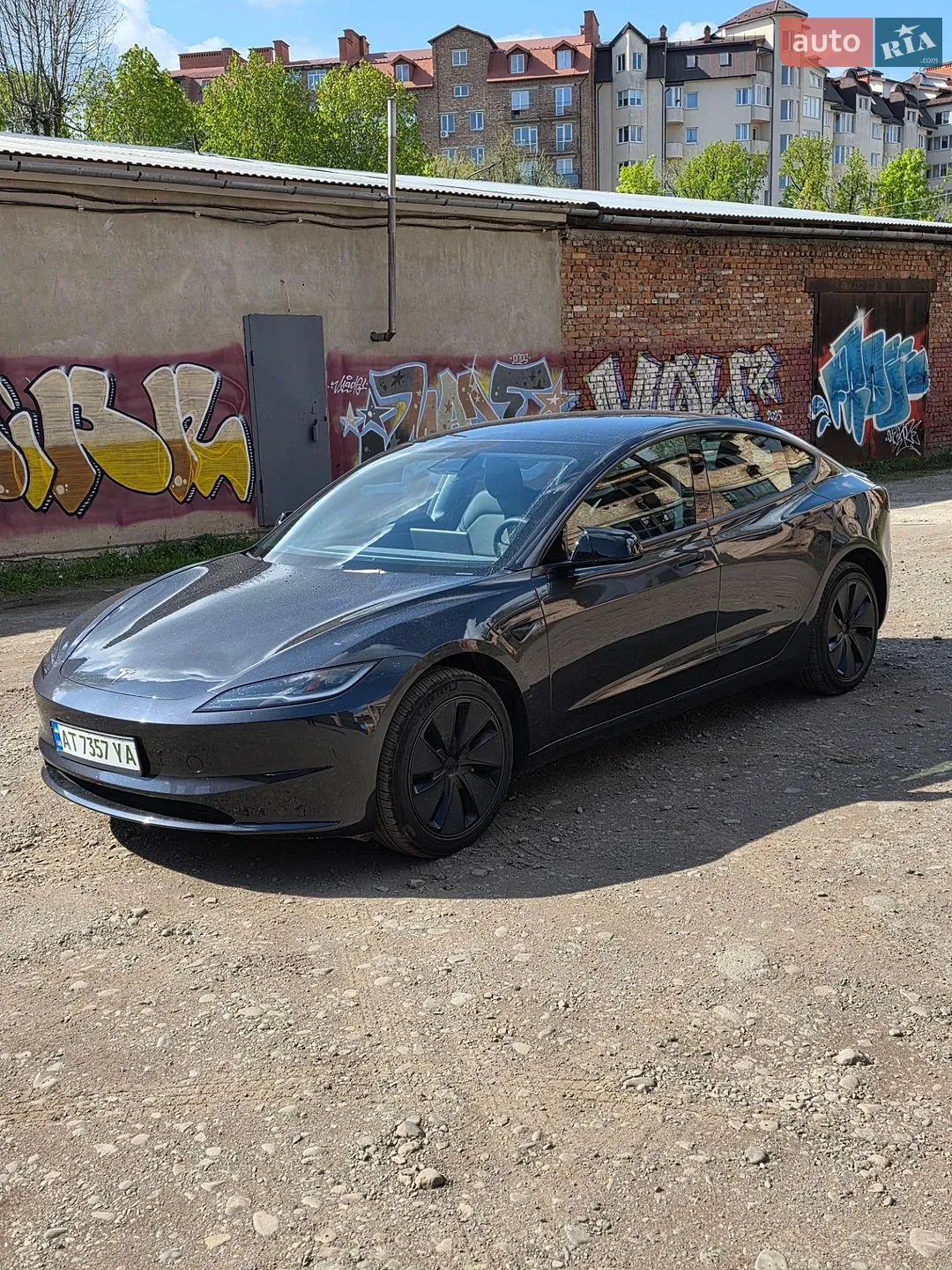 2025 Tesla Model 3 - мініатюра 7