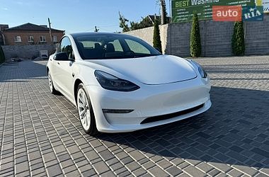 Седан Tesla Model 3 2021 в Кропивницком
