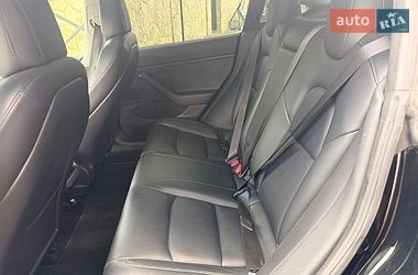 Седан Tesla Model 3 2019 в Тернополе