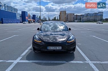 Седан Tesla Model 3 2022 в Каменец-Подольском