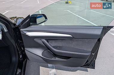 Седан Tesla Model 3 2022 в Каменец-Подольском