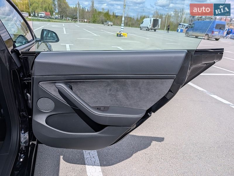 Седан Tesla Model 3 2022 в Каменец-Подольском