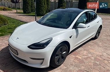 Седан Tesla Model 3 2023 в Києві