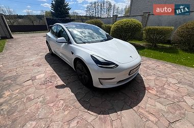 Седан Tesla Model 3 2023 в Києві