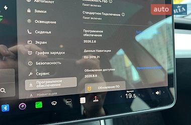 Седан Tesla Model 3 2019 в Киеве