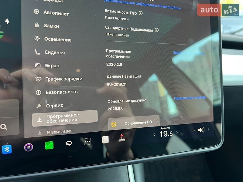 Седан Tesla Model 3 2019 в Киеве