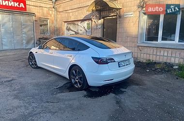 Седан Tesla Model 3 2021 в Луцке