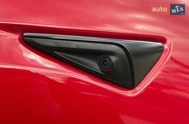 Седан Tesla Model 3 2023 в Чернівцях