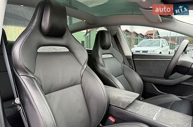 Седан Tesla Model 3 2024 в Ірпені