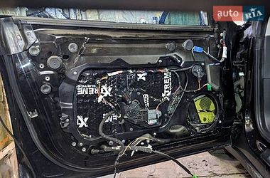Седан Tesla Model 3 2020 в Києві