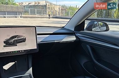 Седан Tesla Model 3 2022 в Києві