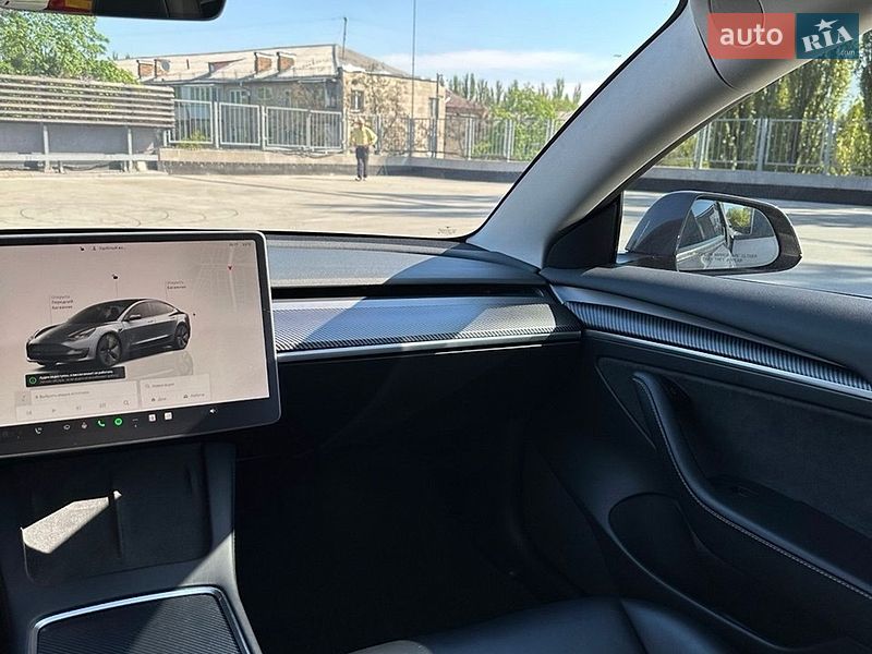 Седан Tesla Model 3 2022 в Києві