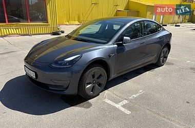 Седан Tesla Model 3 2022 в Кропивницком