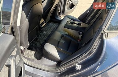 Седан Tesla Model 3 2022 в Кропивницком
