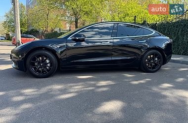 Седан Tesla Model 3 2019 в Одессе