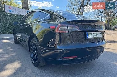Седан Tesla Model 3 2019 в Одессе