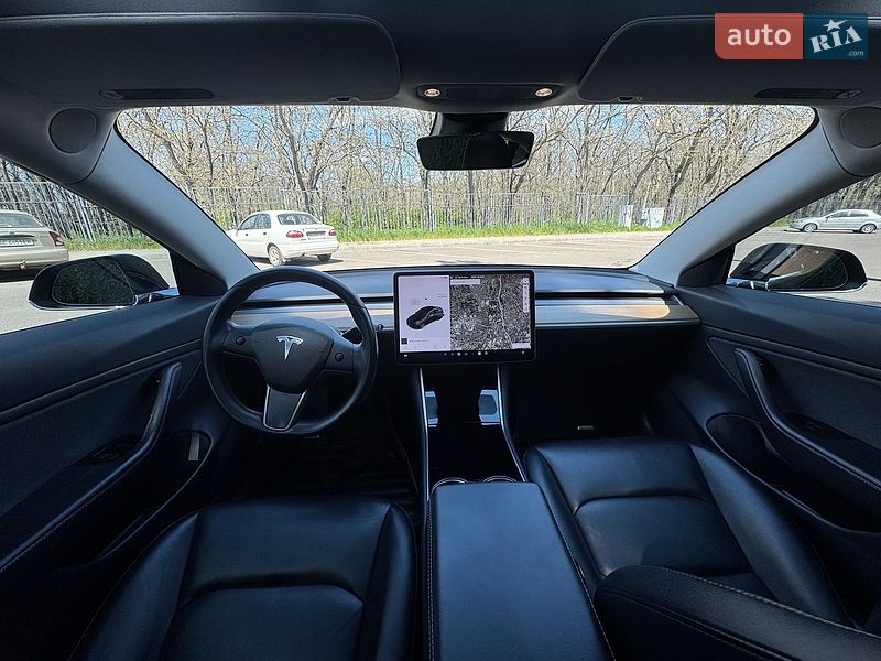 Седан Tesla Model 3 2019 в Одессе