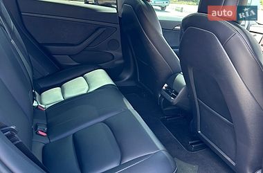 Седан Tesla Model 3 2022 в Хмельницком
