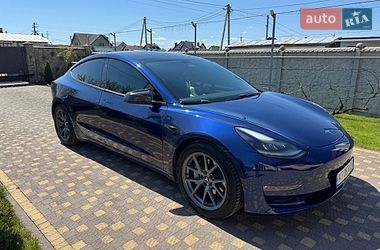 Седан Tesla Model 3 2022 в Ивано-Франковске