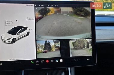 Седан Tesla Model 3 2020 в Черкассах