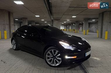 Седан Tesla Model 3 2018 в Тернополе