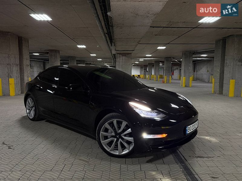 Tesla Model 3 2018