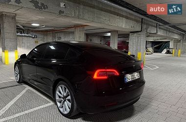 Седан Tesla Model 3 2018 в Тернополе