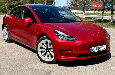 Седан Tesla Model 3 2021 в Золочеві