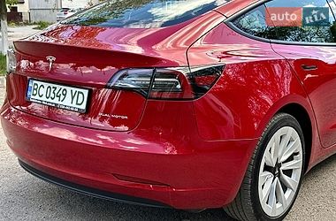 Седан Tesla Model 3 2021 в Золочеве