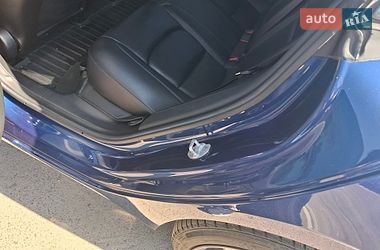 Седан Tesla Model 3 2019 в Киеве