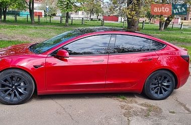 Седан Tesla Model 3 2022 в Черкассах