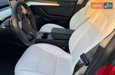 Седан Tesla Model 3 2022 в Киеве