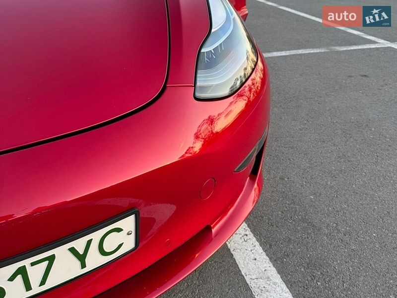 Седан Tesla Model 3 2022 в Киеве