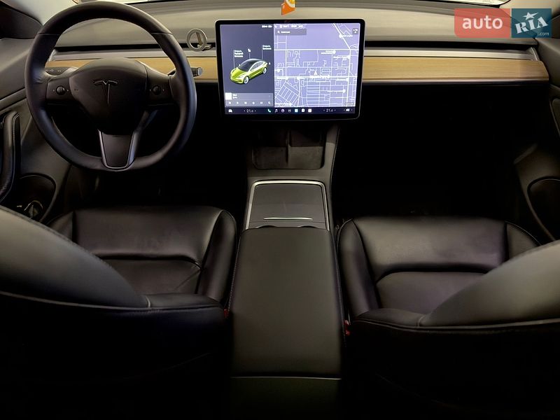 Седан Tesla Model 3 2019 в Николаеве
