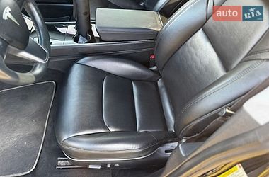 Седан Tesla Model 3 2018 в Киеве