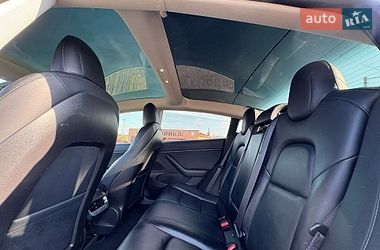 Седан Tesla Model 3 2018 в Киеве
