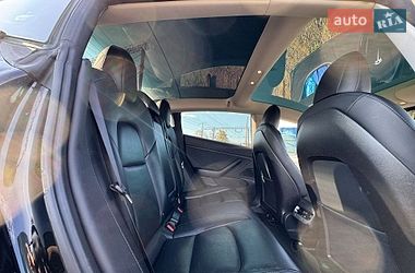 Седан Tesla Model 3 2018 в Киеве