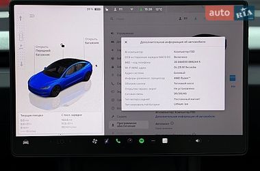 Седан Tesla Model 3 2025 в Києві
