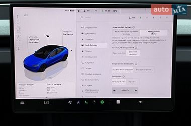 Седан Tesla Model 3 2025 в Києві