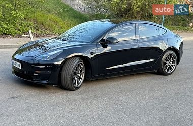 Седан Tesla Model 3 2020 в Одессе