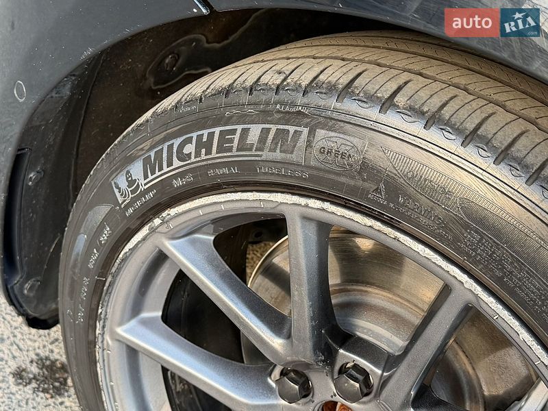 Седан Tesla Model 3 2020 в Одессе