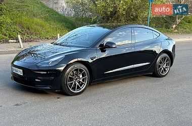 Седан Tesla Model 3 2020 в Одессе