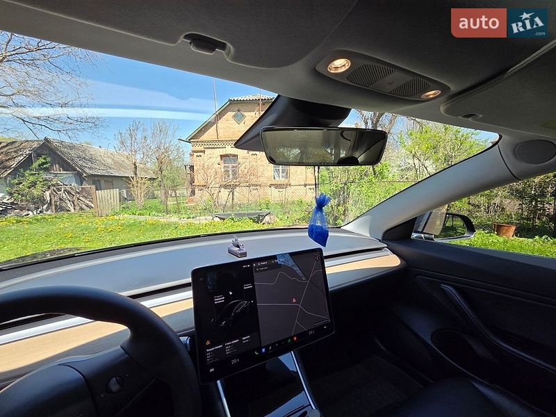 Седан Tesla Model 3 2018 в Бердичеве