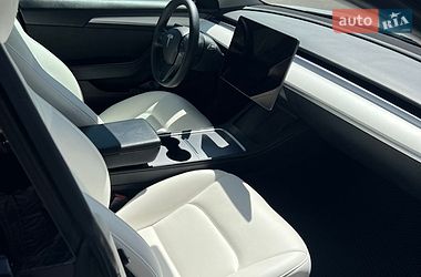 Седан Tesla Model 3 2023 в Днепре