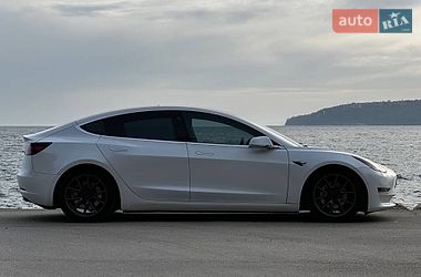 Седан Tesla Model 3 2018 в Кропивницькому