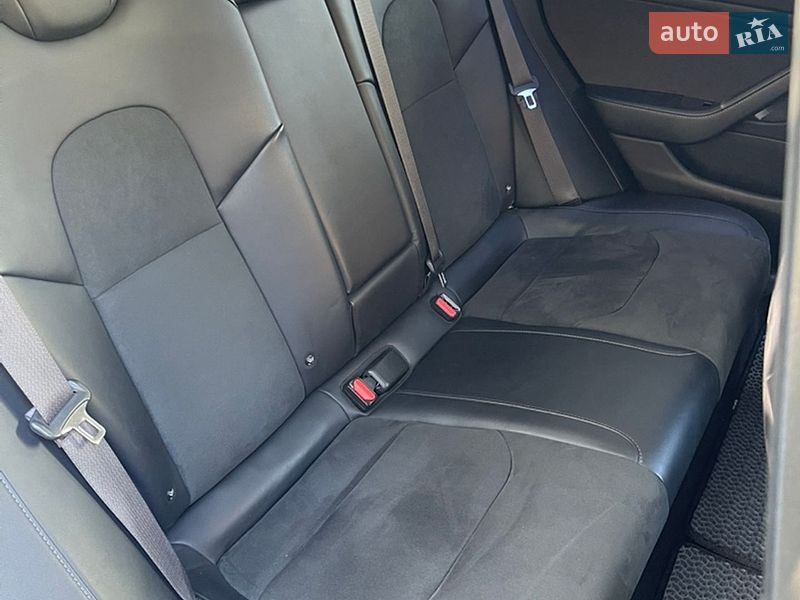 Седан Tesla Model 3 2018 в Кропивницькому